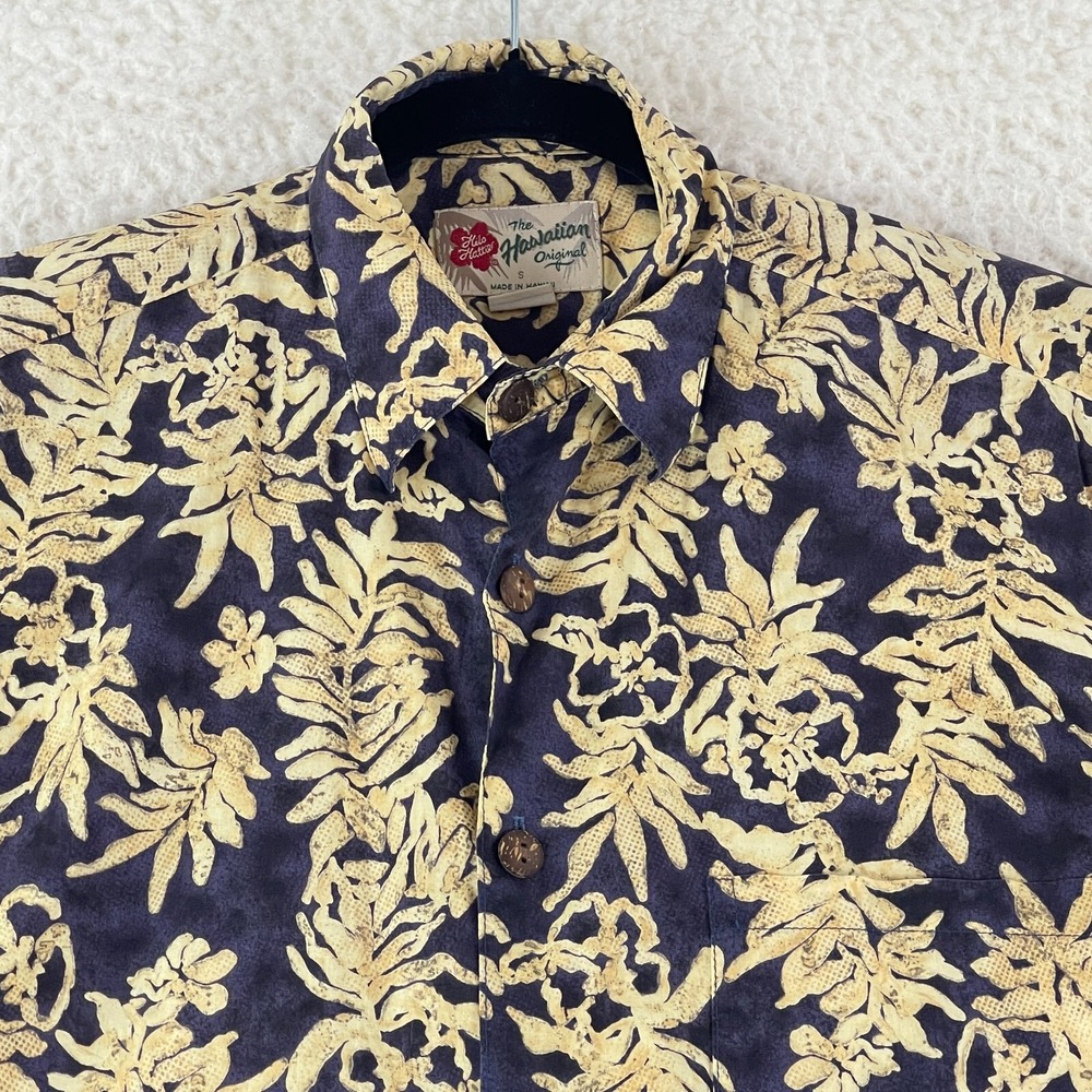 Hilo Hattie Blue Hawaiian Print Button-Up Casual Shirt Mens Short Sleeve Size S - Picture 3 of 11